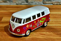 Furgoneta VW Classical Bus 1962 4 colores 1:6 (exp.12)