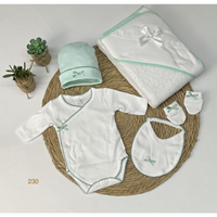 ESTUCHE 5 PIEZAS - CAPA, BODY, GORRO , MANOPLA Y BABERO BCO-V