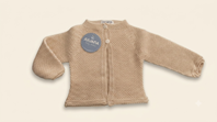 CHAQUETA LARGA RECOGIDAS CREMA 6M